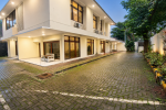 Rumah Disewakan di Kemang