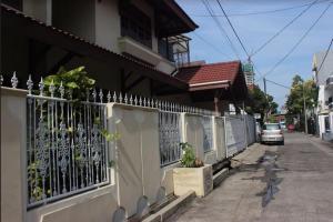 Rumah Second Nyaman dan Strategis Kelapa Gading Jakarta Utara 