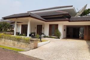 Rumah Mewah dan Nyaman di Pejaten Barat Kemang Jakarta Selatan