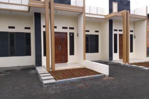Rumah Baru Dijual Dalam Cluster Lokasi Strategis di Cilodong Depok