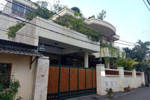 Elite Luxury Mansion Mewah dan Nyaman, Strategis di Kebayoran Lama Jaksel