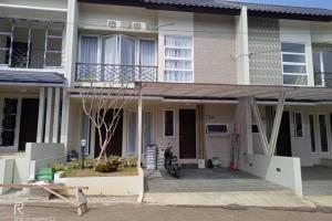 Rumah Baru 2 LT Dijual Eksklusif dan Stratgeis di Cinere Depok